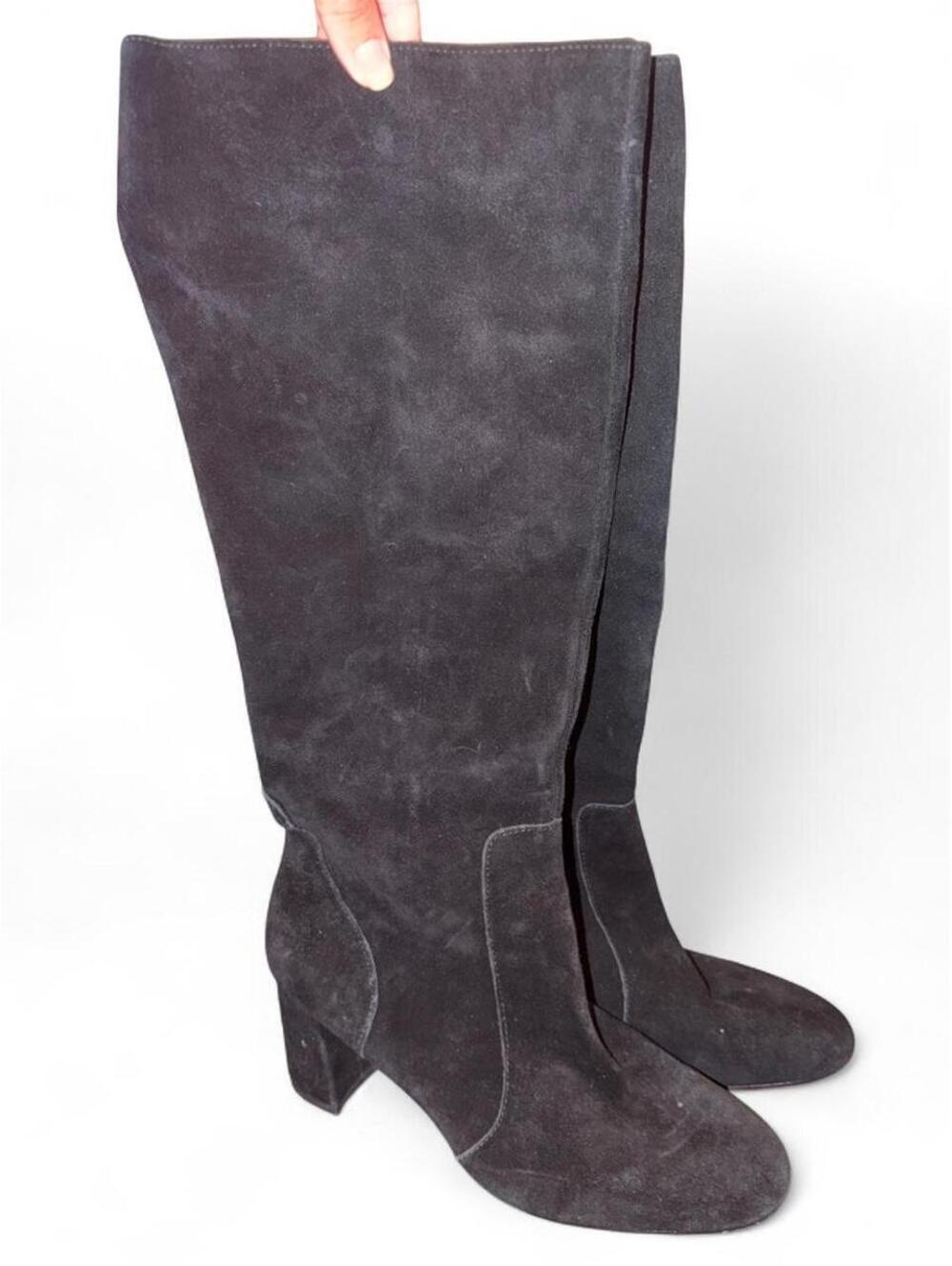 Essex Lane "El Gano" Black Suede Knee-High Boots - Size 8M